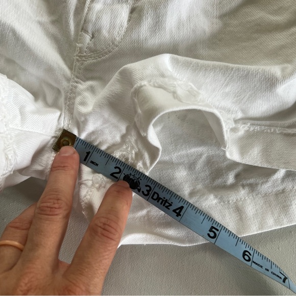 Gap white denim shorts - Picture 7 of 7